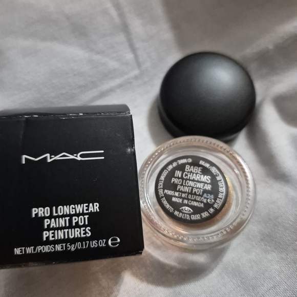MAC Cosmetics Pro Longwear Paint Pot - Pink - Picture 6 of 6